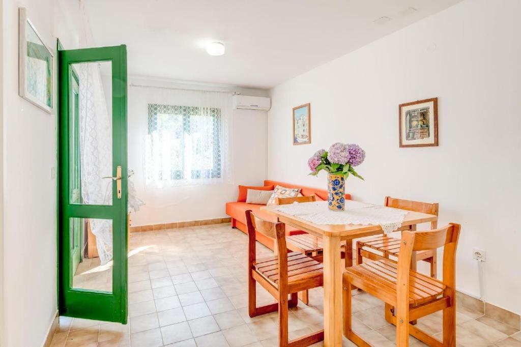Povlja Bungalows Esterno foto